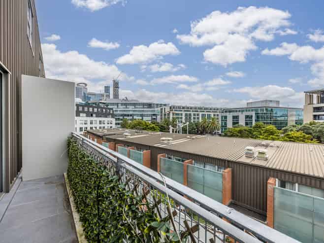 321/57 Mahuhu Crescent, Auckland Central