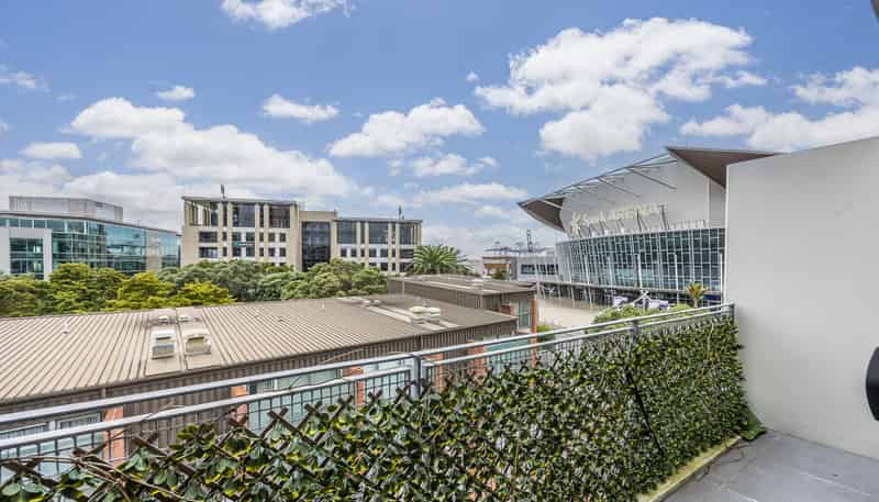 321/57 Mahuhu Crescent, Auckland Central