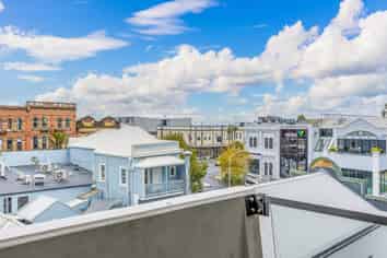516/5 Howe Street, Auckland Central