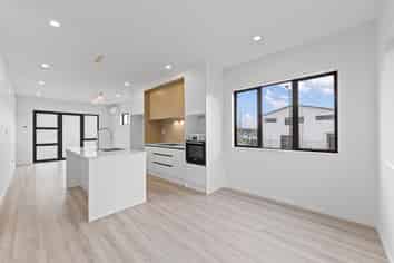 31 Whiteywood Street, Westgate
