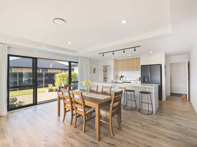 63 Blunden Road, Lincoln