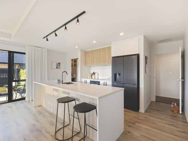 63 Blunden Road, Lincoln