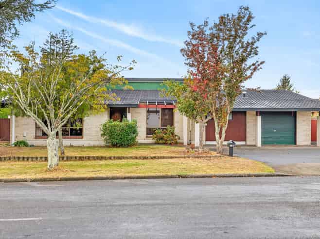 9 Durham Drive, Havelock North