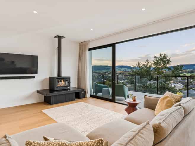 16 Joe Brown Avenue, Mosgiel