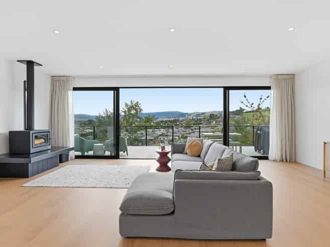 16 Joe Brown Avenue, Mosgiel