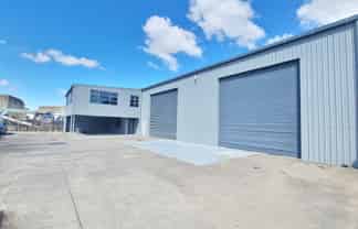 748M² INDUSTRIAL UNIT
