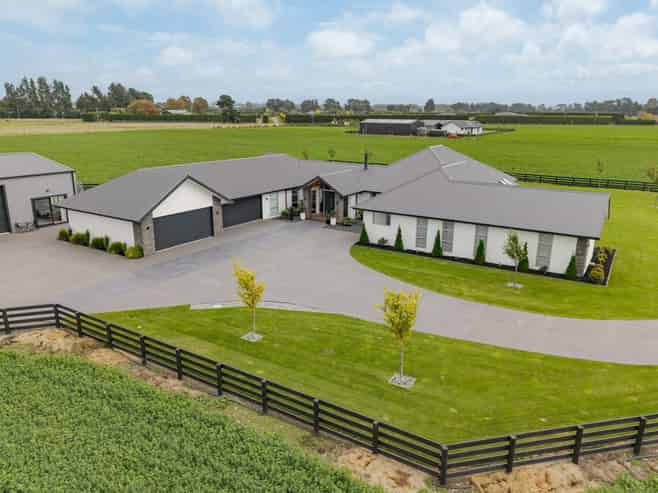 739 Robinsons Road, Rolleston