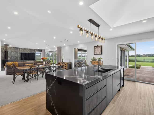 739 Robinsons Road, Rolleston