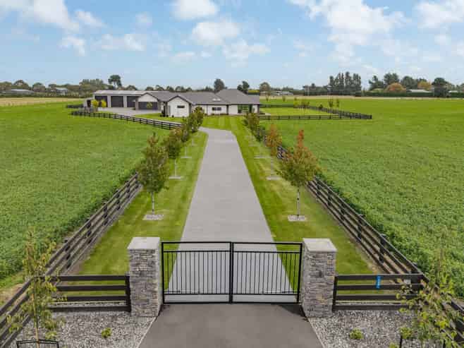 739 Robinsons Road, Rolleston