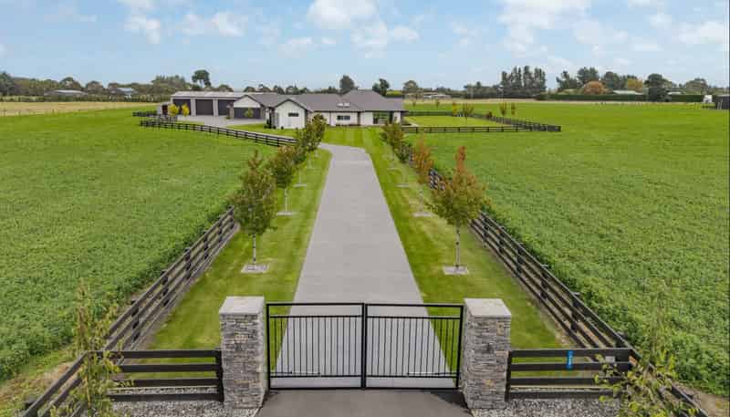 739 Robinsons Road, Rolleston