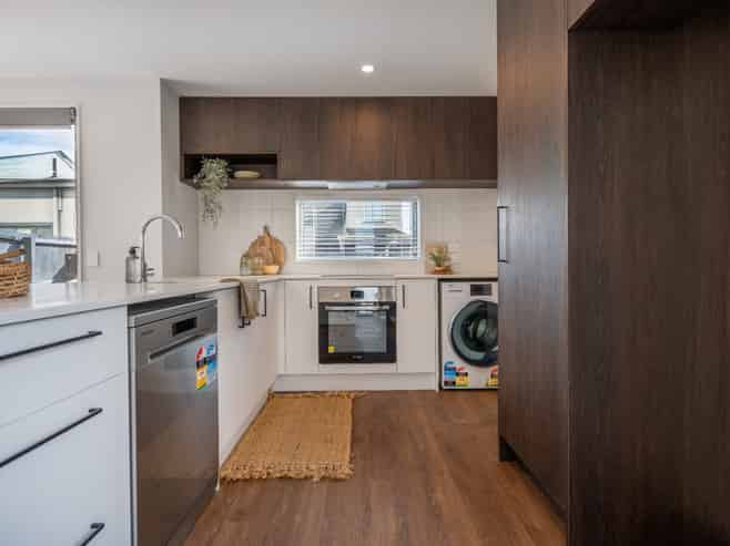 4/33 Frederick Street, Waltham