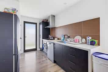 6 Banks Street, Marfell