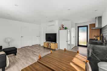 4 Banks Street, Marfell