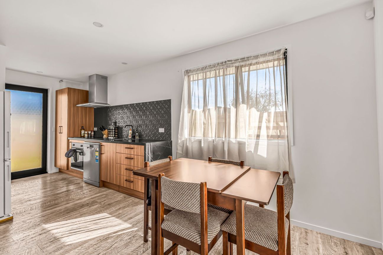 Set the tone for easy family living - Vista 5