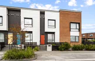 9 David Carnegie Road, Hobsonville