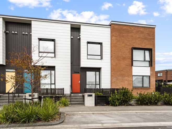 9 David Carnegie Road, Hobsonville