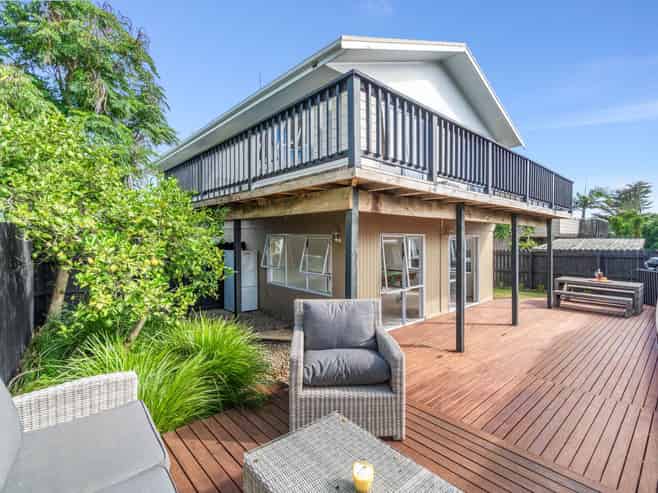 2/3 Clarks Beach Road, Clarks Beach