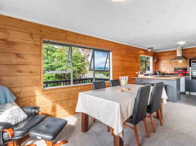 2/3 Clarks Beach Road, Clarks Beach