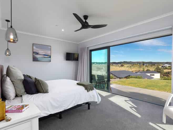 73 Galeo Road, Redwood Valley