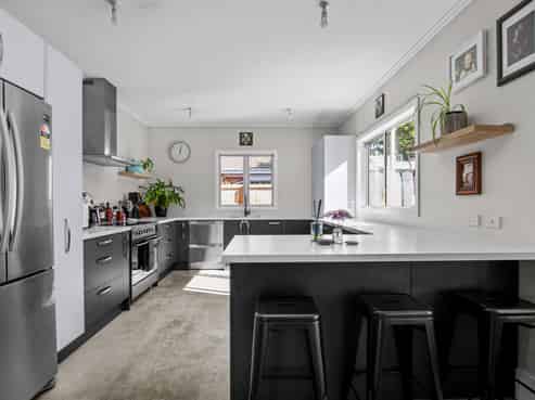 51 Royal Terrace, Alexandra