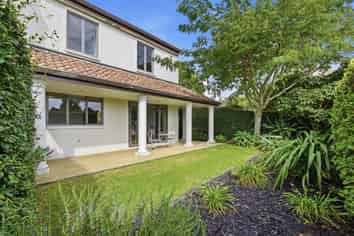 64 Salerno Rise, Albany