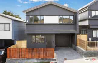 10 Pumau Place, Flat Bush