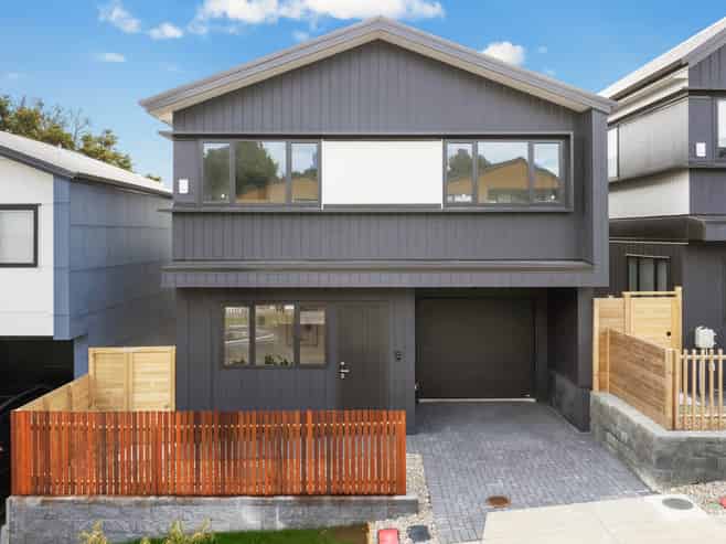 10 Pumau Place, Flat Bush