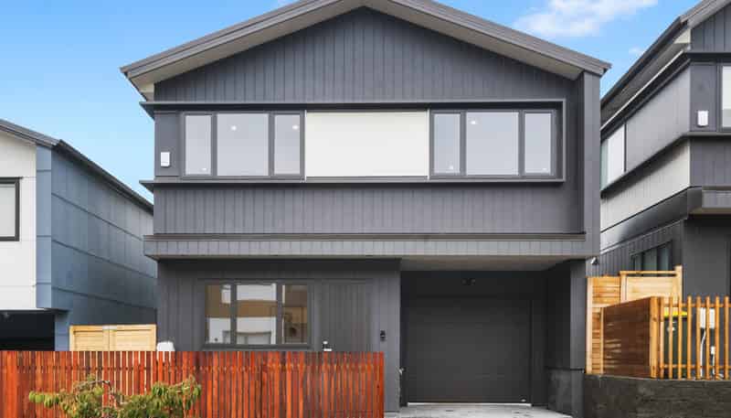 10 Pumau Place, Flat Bush