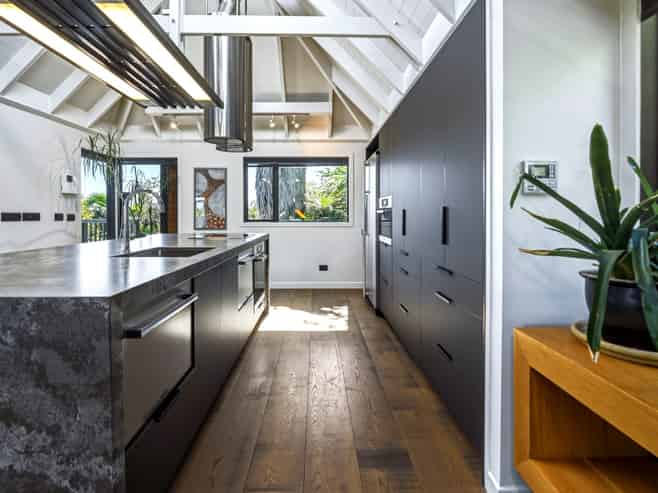 14 Taharepa Road, Hilltop