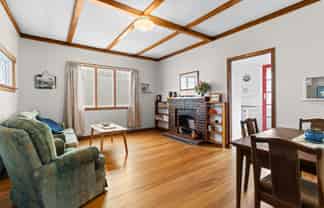 53 Dorset Avenue, Westown