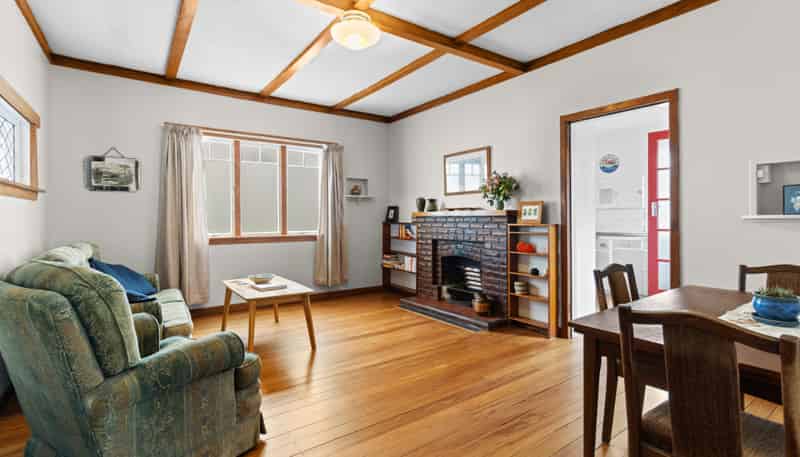 53 Dorset Avenue, Westown