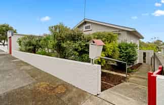 53 Dorset Avenue, Westown