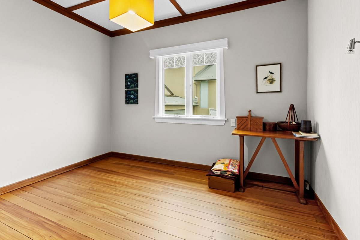 CHARACTER BUNGALOW - 720 m² SECTION (RES B) - Więcej