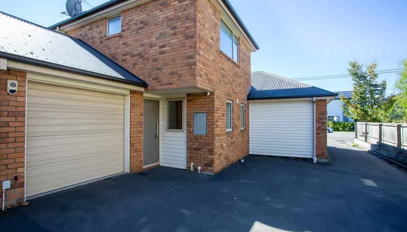 2/65 Brockworth Place, Riccarton