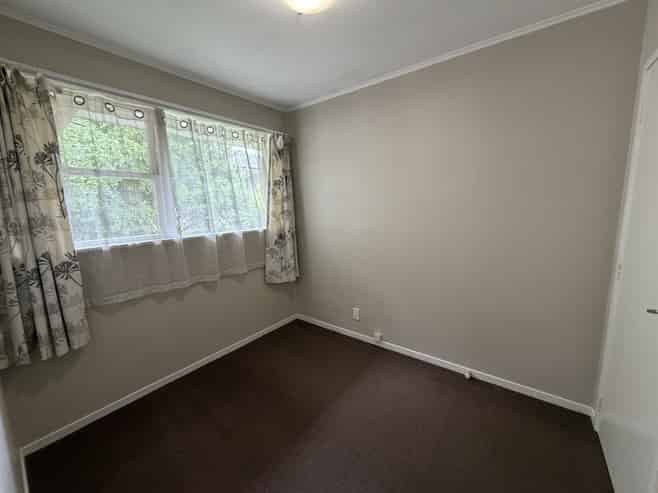 2/18A Foch Avenue, Mount Roskill