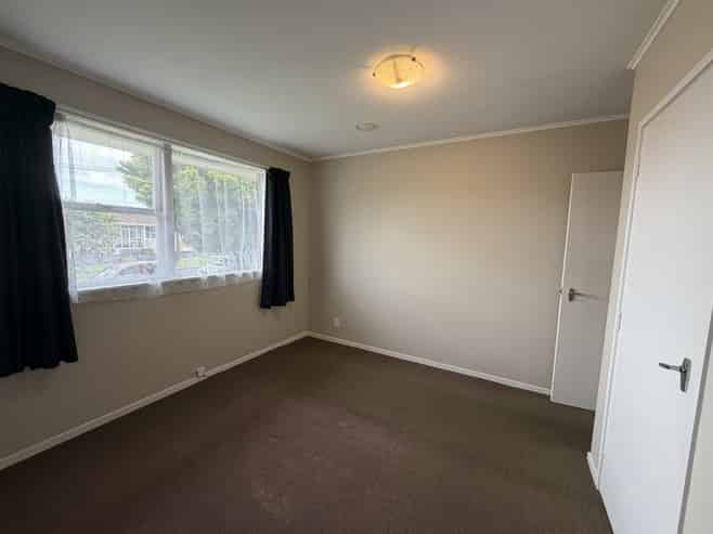 2/18A Foch Avenue, Mount Roskill