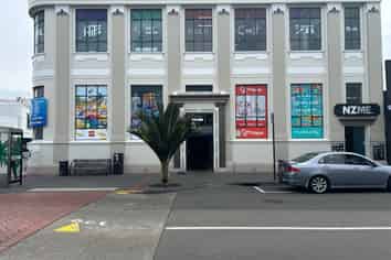 Prime retail lease corner site