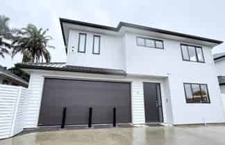 1A Maunder Place, New Lynn