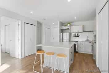 206/19 Bute Road, Browns Bay