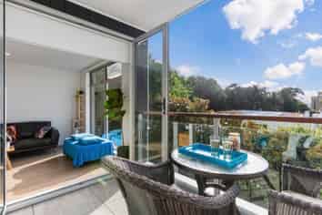 206/19 Bute Road, Browns Bay