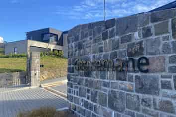 3 Loader Lane, Clifton