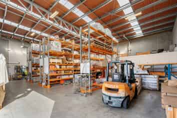 Modern trade industrial in Sydenham 