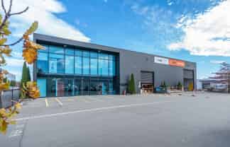 Modern trade industrial in Sydenham 