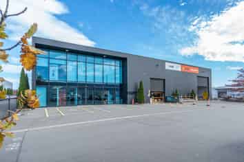 Modern trade industrial in Sydenham 