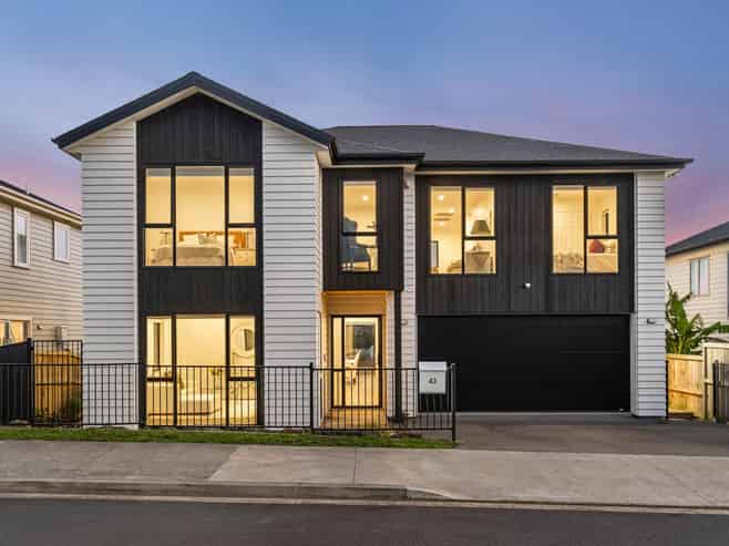 43 Davey Crescent, Millwater