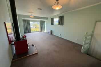 68 Gurney Road, Kelson