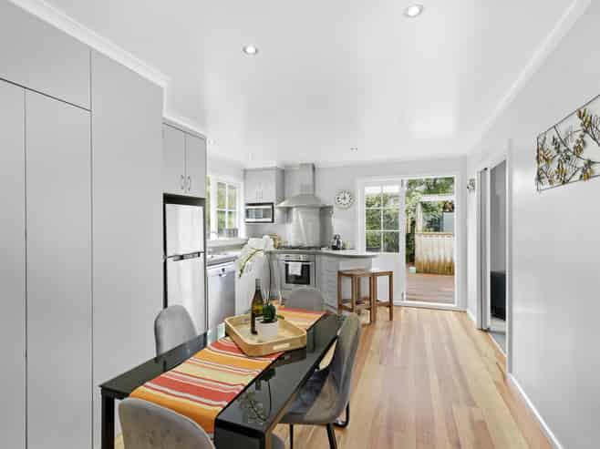 5 Richmond Hill, Glenside