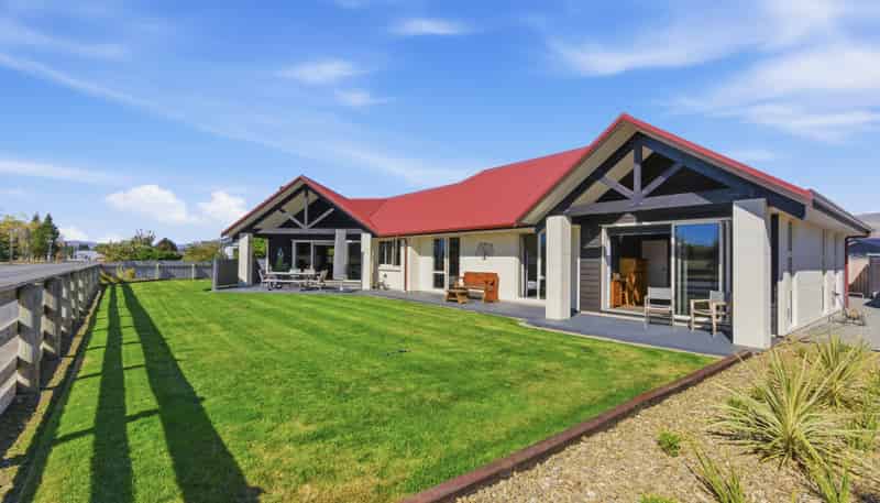 14 Lakeland Avenue, Twizel