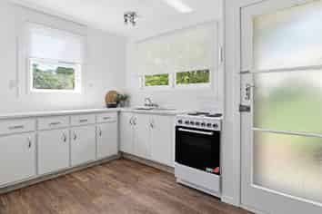278 Sunset Road, Sunnybrook