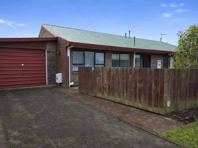4 Orchard Place , Lynmore